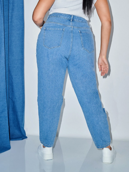 Calça Jeans Detalhada Plus Size